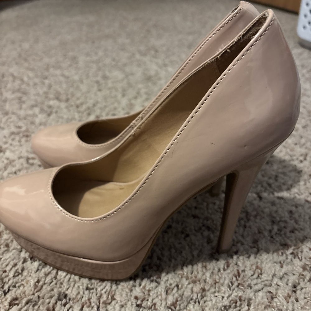 Tan heels